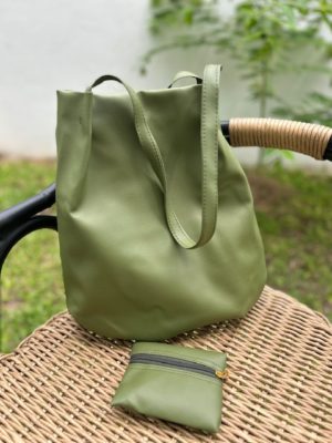 Minimalist Tote with Pouch
